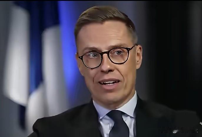 芬兰总统斯图布:“我们需要停火，我在想，欧洲国家或者印度是否能介入，我们看到印度