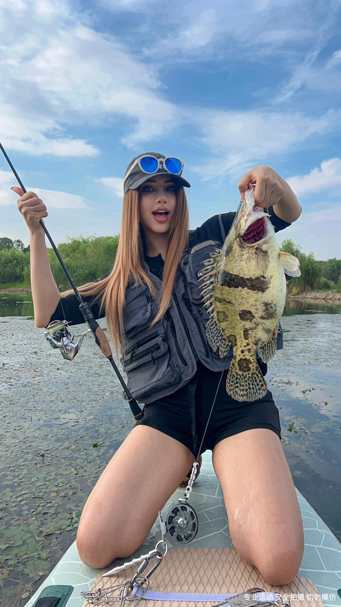 有什么伤心事 来广西边钓边说