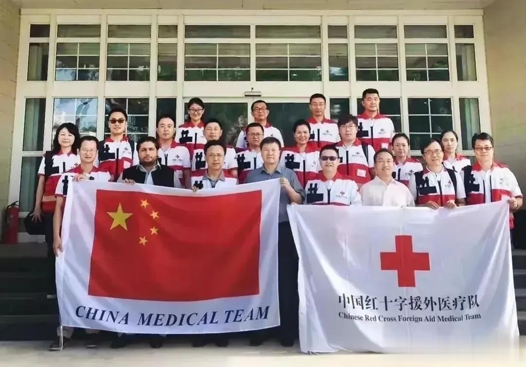 中国红十字会国际医疗队已经进入
加沙地带！

来自《以色列时报》援引国际红十
字