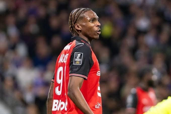 罗马诺：雷恩不想在一月份的转会窗口出售杰雷米·雅凯，但可能会接受现在就卖掉（预售