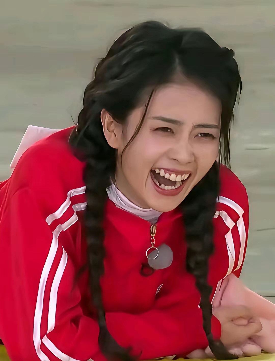 没人了吗？能不能让有文化的人演 李清照是公认风骨清冷的千古才女，自带文人疏离婉约