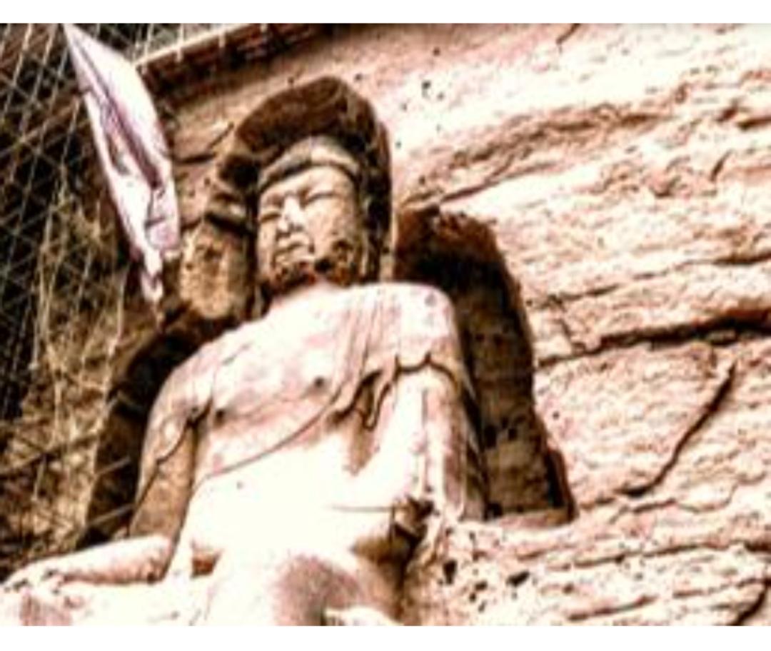 在中国五千年的浩瀚历史长河中，秦国以其一统天下的雄风而名垂千古。然而，历史的阴影