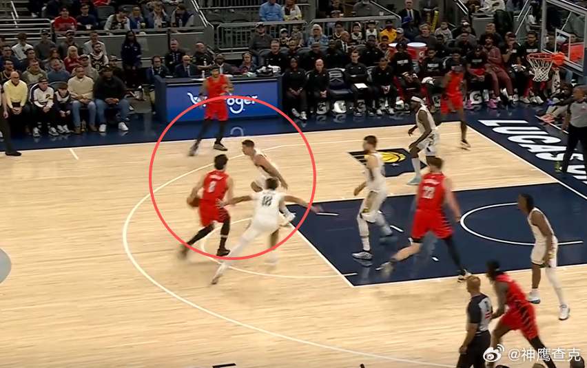 爆砍32+11+5率队取胜！解析阿夫迪亚本季进攻在经历了赛季的“高开低走”，在1