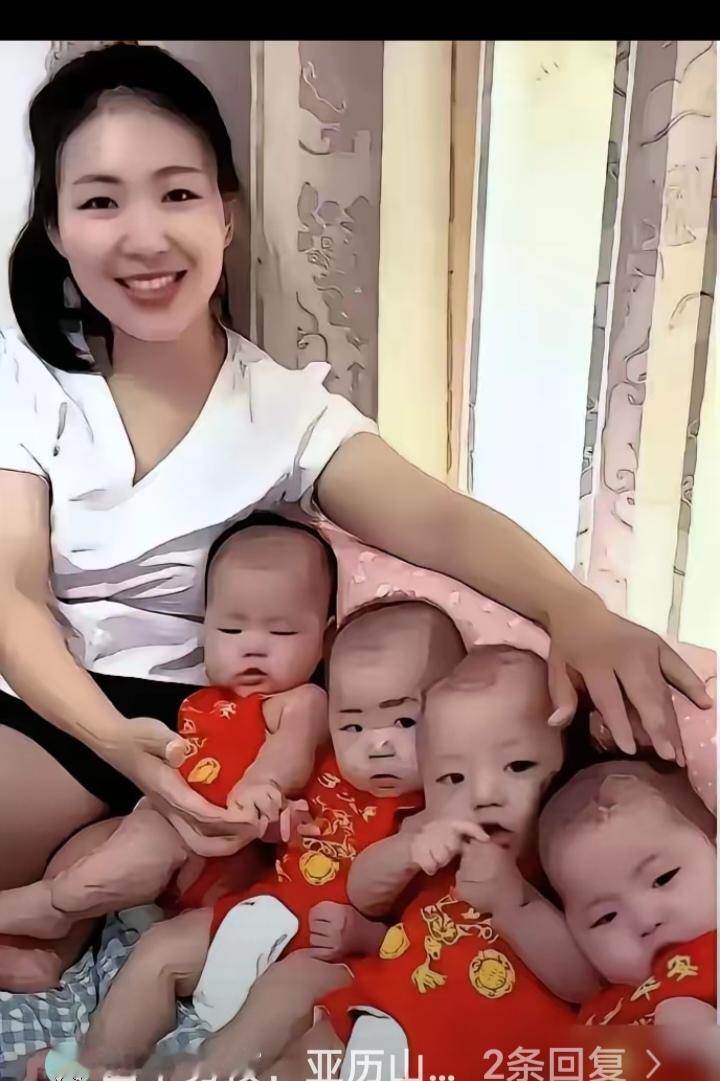 上海一女子产检，竟怀了四胞胎，全家都乐翻了。分娩时，她老公在产房外一直念叨“三女