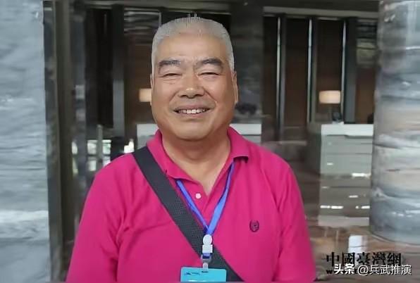 “黄复兴”搞活动邀请了民众党党主席黄国昌，这是我们很多人都没有想到的。

你说这