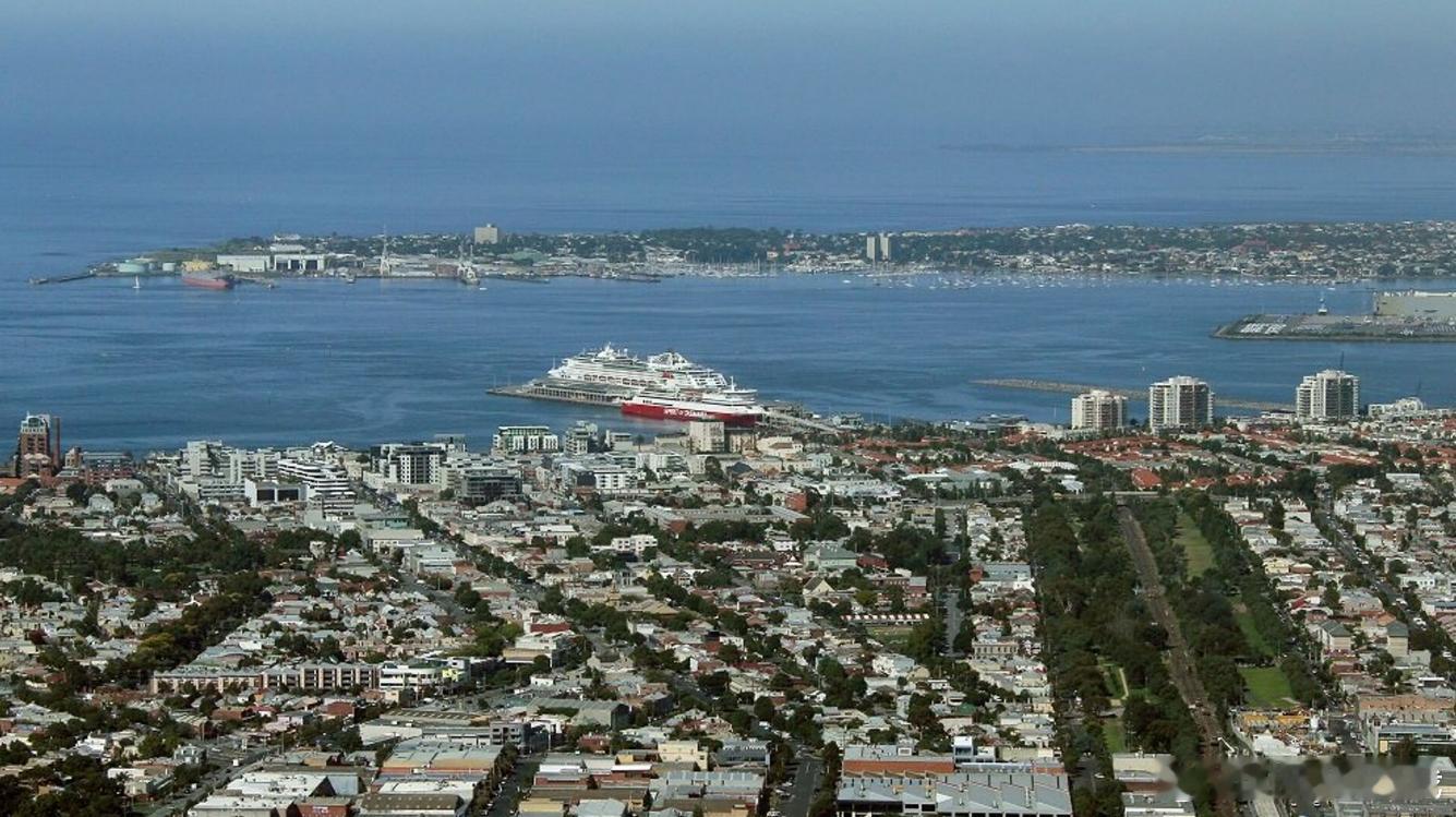 日澳签署护卫舰合作协议，说明两国安全绑定升级近日，日澳签署护卫舰合作协议。从军事