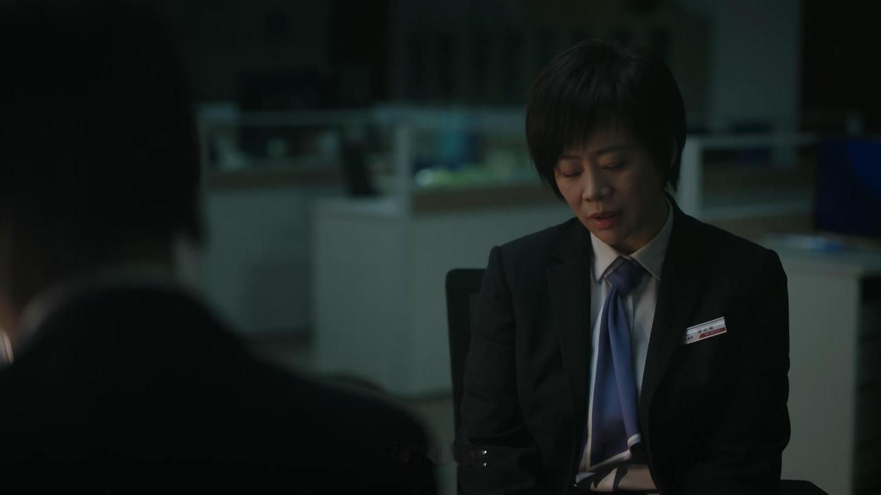 《如果奔跑是我的人生》里，秦峰跟女经理的对话其实蛮真实的。女经理家里有个脑血栓瘫