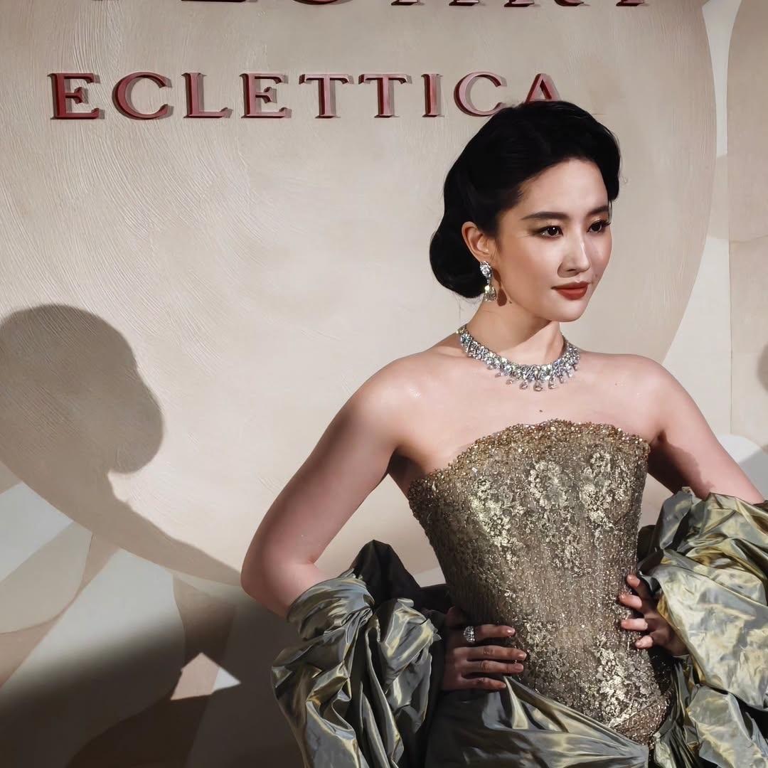 刘亦菲宝格丽晚宴第二套，Miss Sohee 春夏高定国内首穿，特别华丽的复古宫