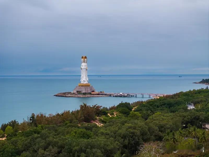 上联：西山观月落，邀对下联南海拜观音！