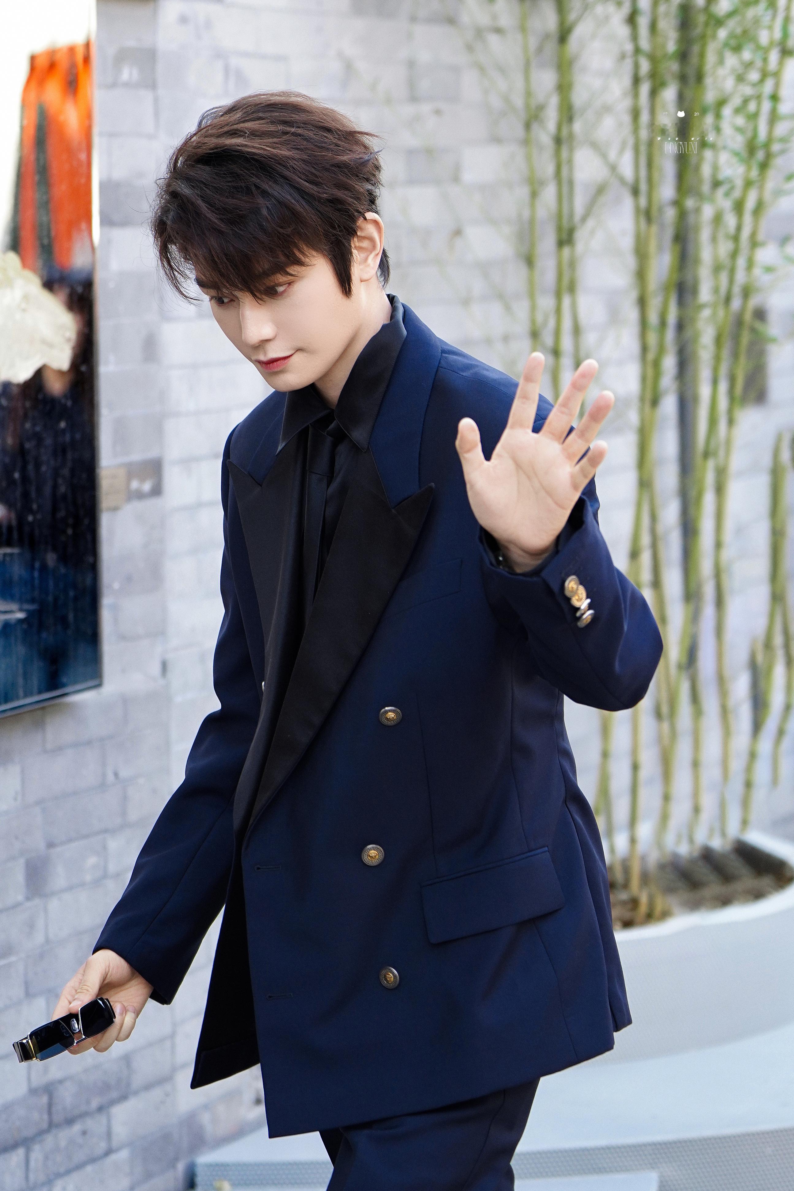 丁禹兮范思哲路透豪门贵公子既视感✌🏻丁禹兮 范思哲