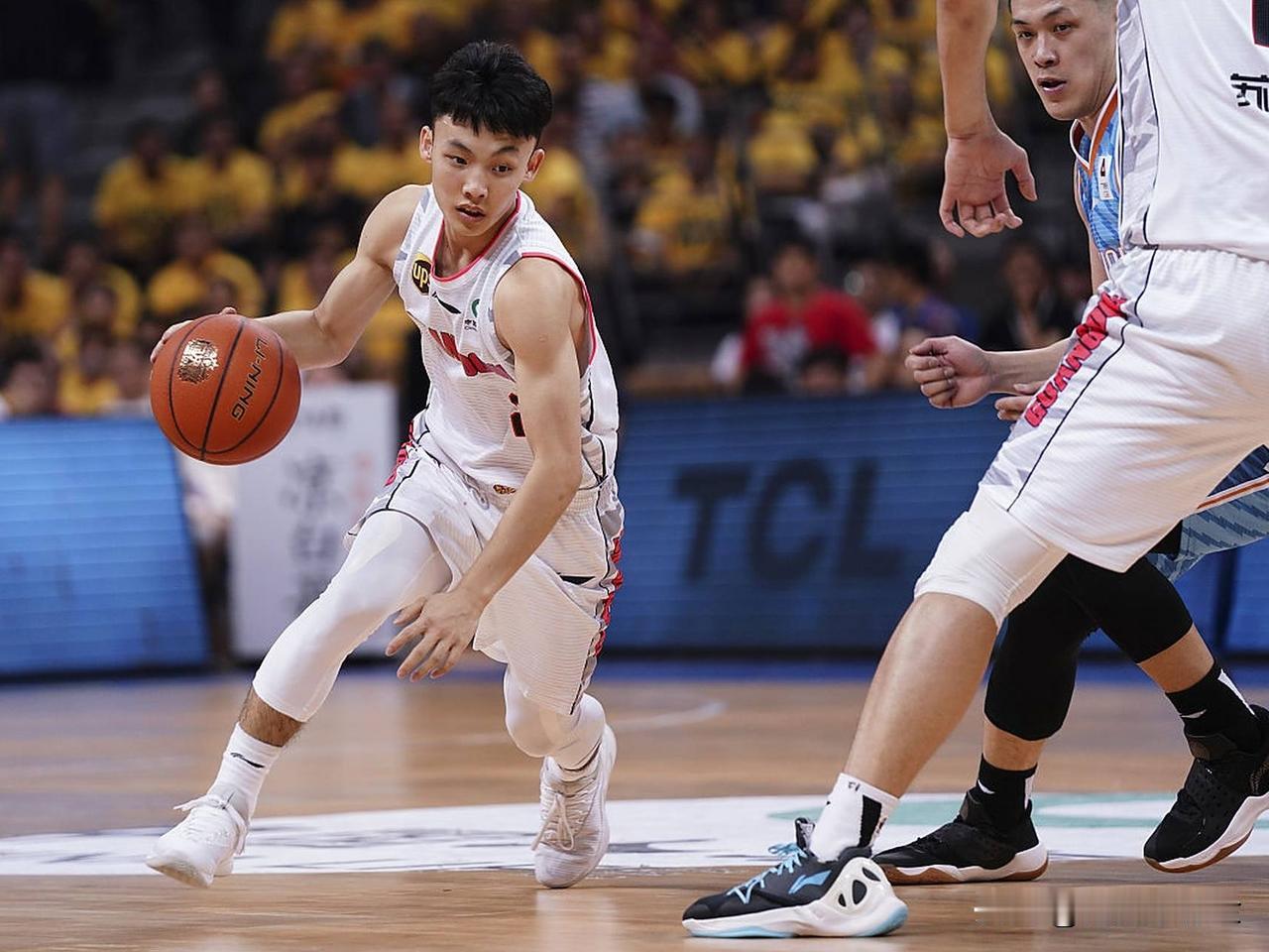 瞬间二：廖三宁的“消音术”

· 时间/赛事：2026.1.17 常规赛 
· 