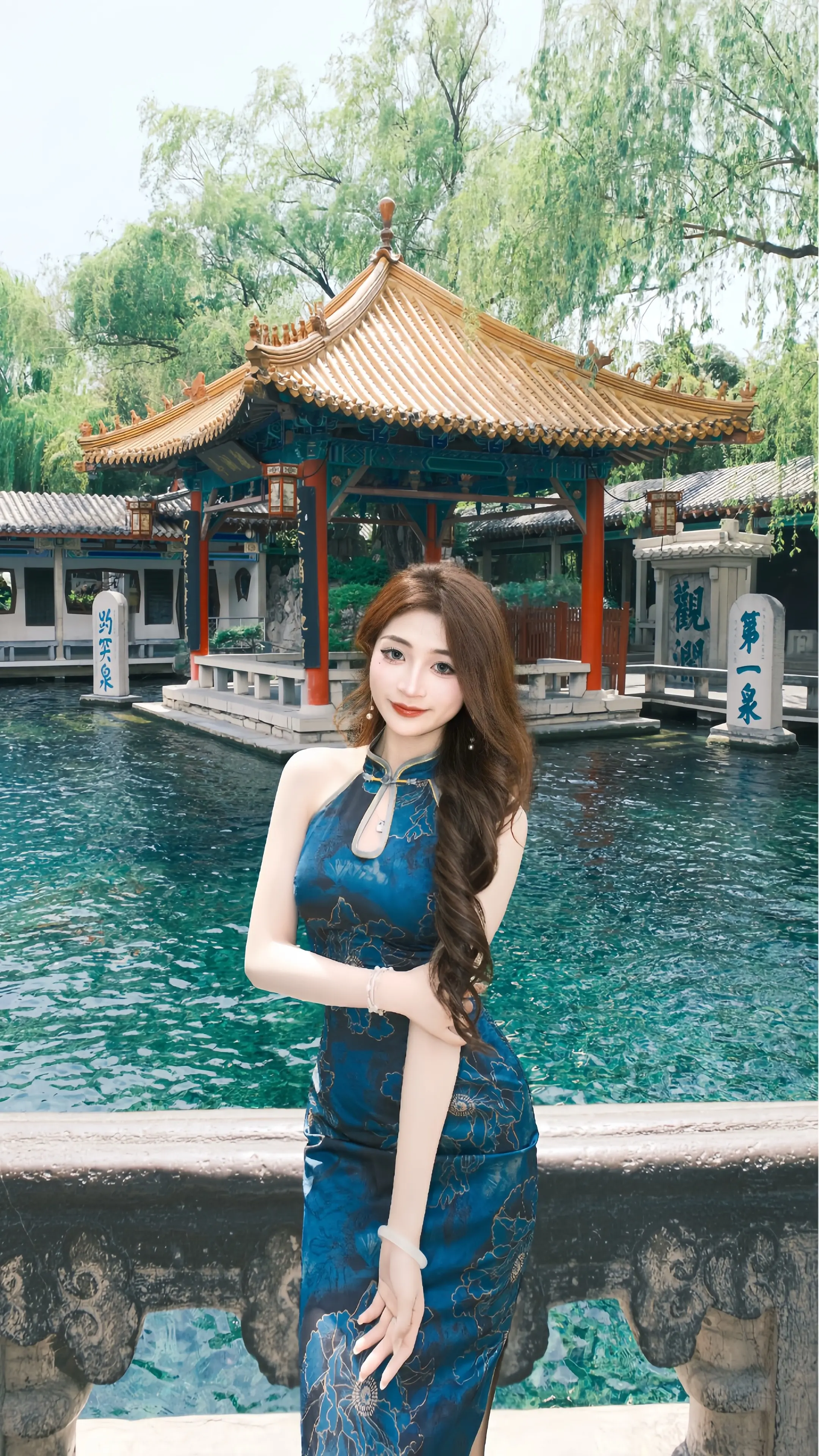 满园春色美如霞