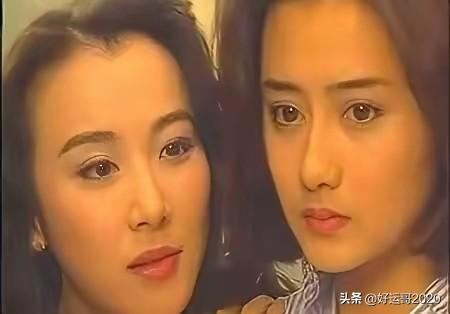 都说年轻时的陈德容漂亮得不得了，但是发现一个问题，她虽然漂亮但是她每次和人同框却