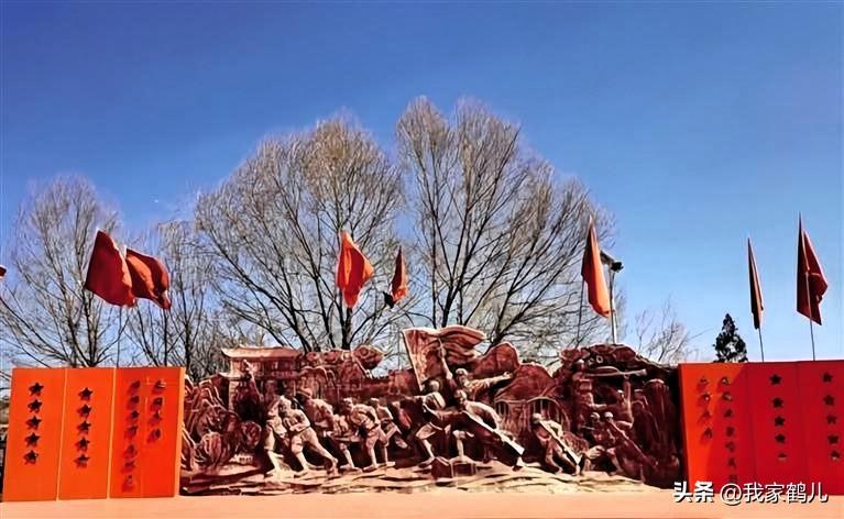 沈家岭红色教育基地4月1日正式开放，在红色文化长廊内，一张张珍贵的历史照片、一段