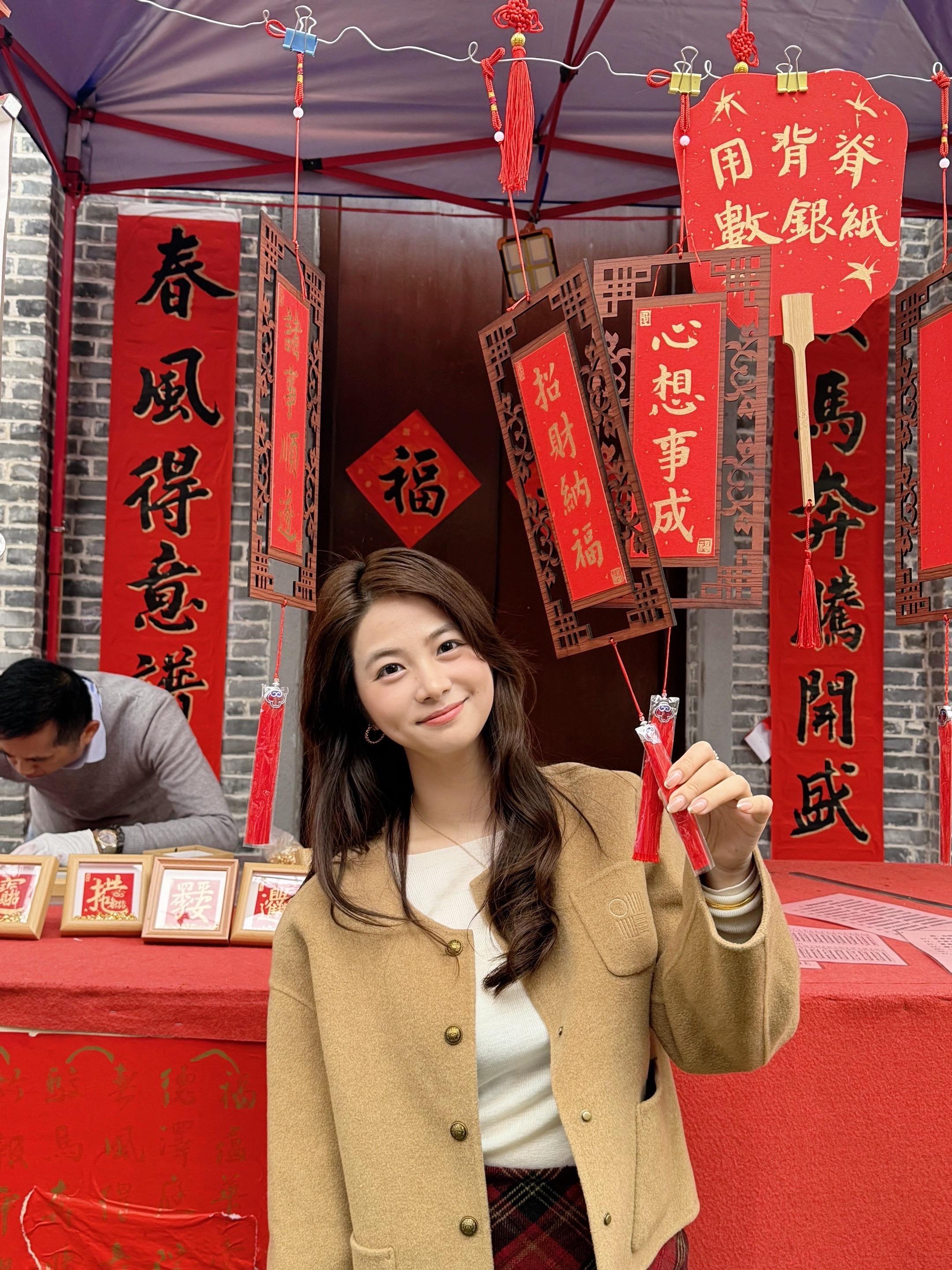 新年将至,该祝你什么呢?想了许久,想祝你永远快乐,但人生这场大冒险还有...