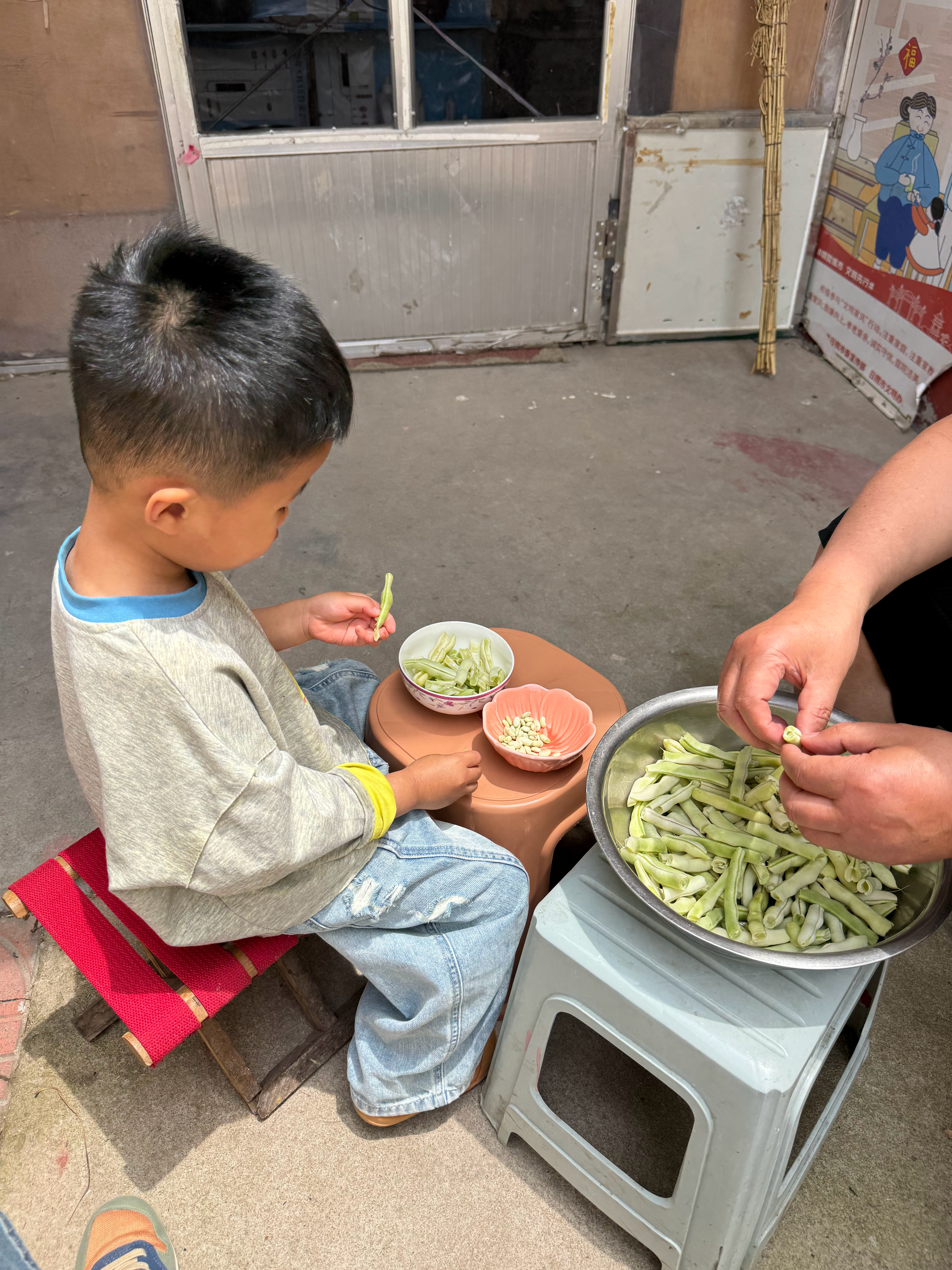 爱剥豆，芸豆也不放过。 