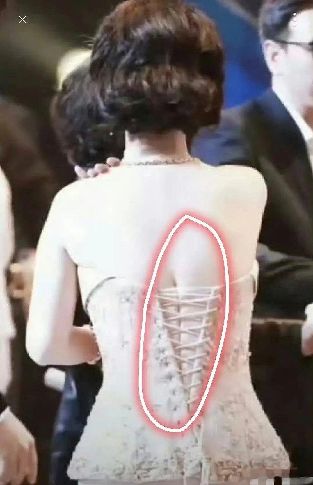 紫妹真的可以去塑身，练练背，背部肌肉紧致，脸就会紧致。这算健身界的常识了。 