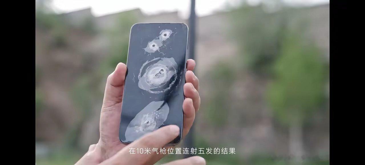 耀子的Ⅹ系列一直是值得信赖的硬核品质呀！之前发布会明哥的招牌摔手机，还有早期的畅