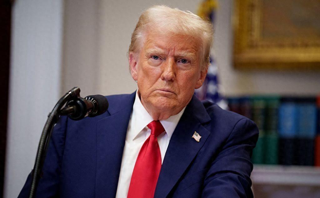 谁能想到，堂堂美国大当家把“退群”当成口头禅威胁盟友，结果欧洲大陆的兄弟们非但没