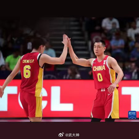 中国男篮迎今夏首次亮相时间确定近期正在北京封闭集训的中国男篮，即将迎来今年夏天的