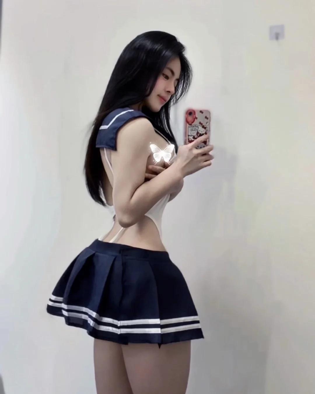 哦莫