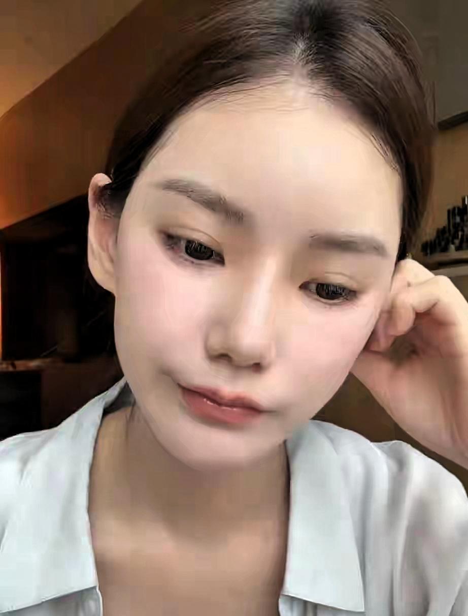 不少人默认长辈退休后理应帮忙照料孙辈，直到张兰直白表态不愿含饴弄孙，大众才看清马
