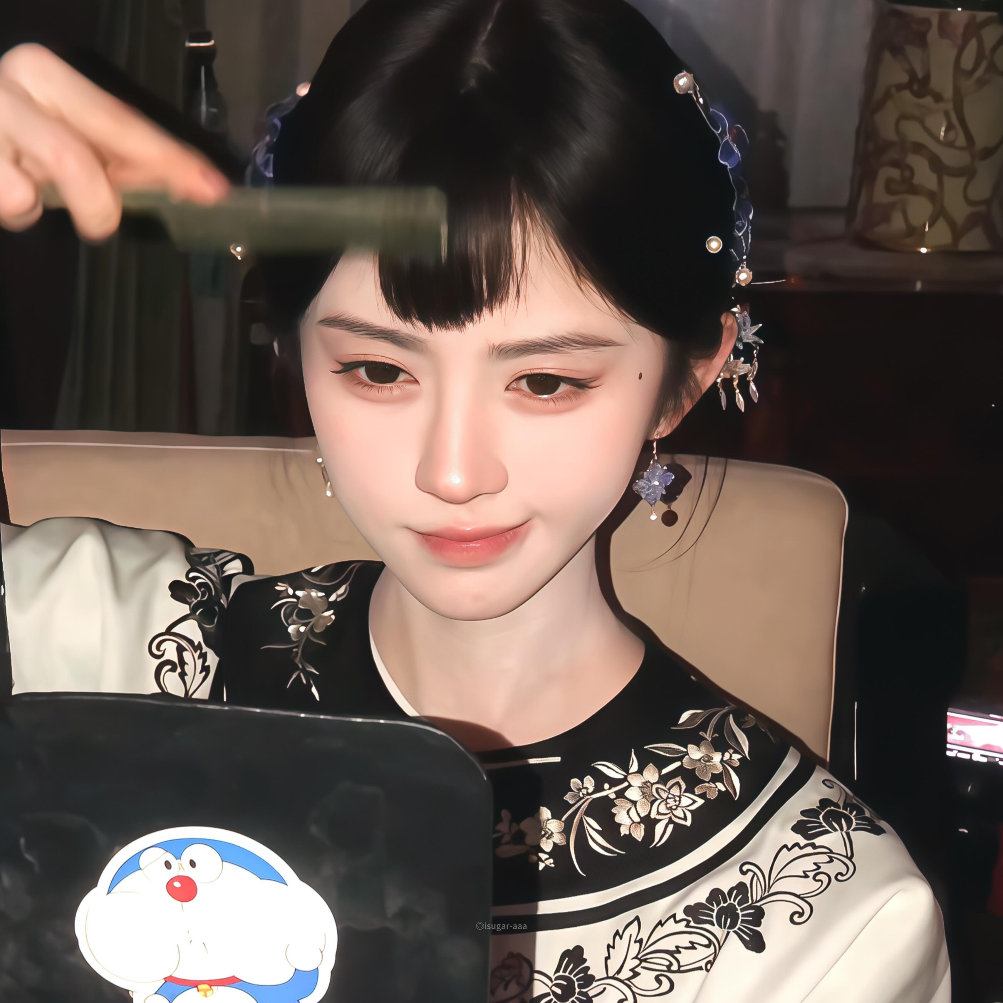 -𝐒𝐇𝐀𝐑𝐄｜鞠婧祎头像背景图搭配 ⸝⸝📜꙳🪞◟🎞️。 