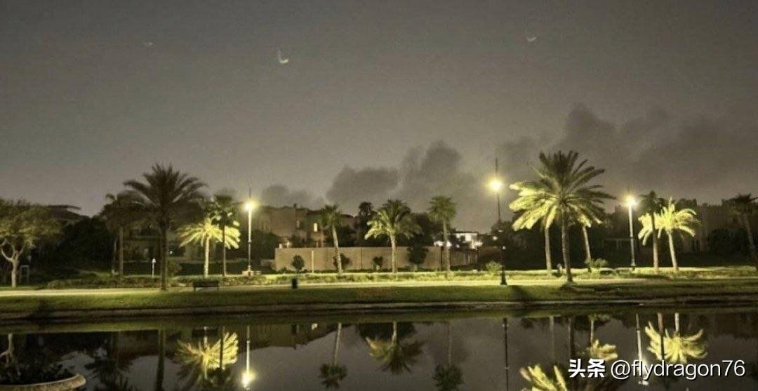 🇦🇪🔥 阿联酋杰贝阿里港（Jebel Ali Port）于今天凌晨遇袭。袭