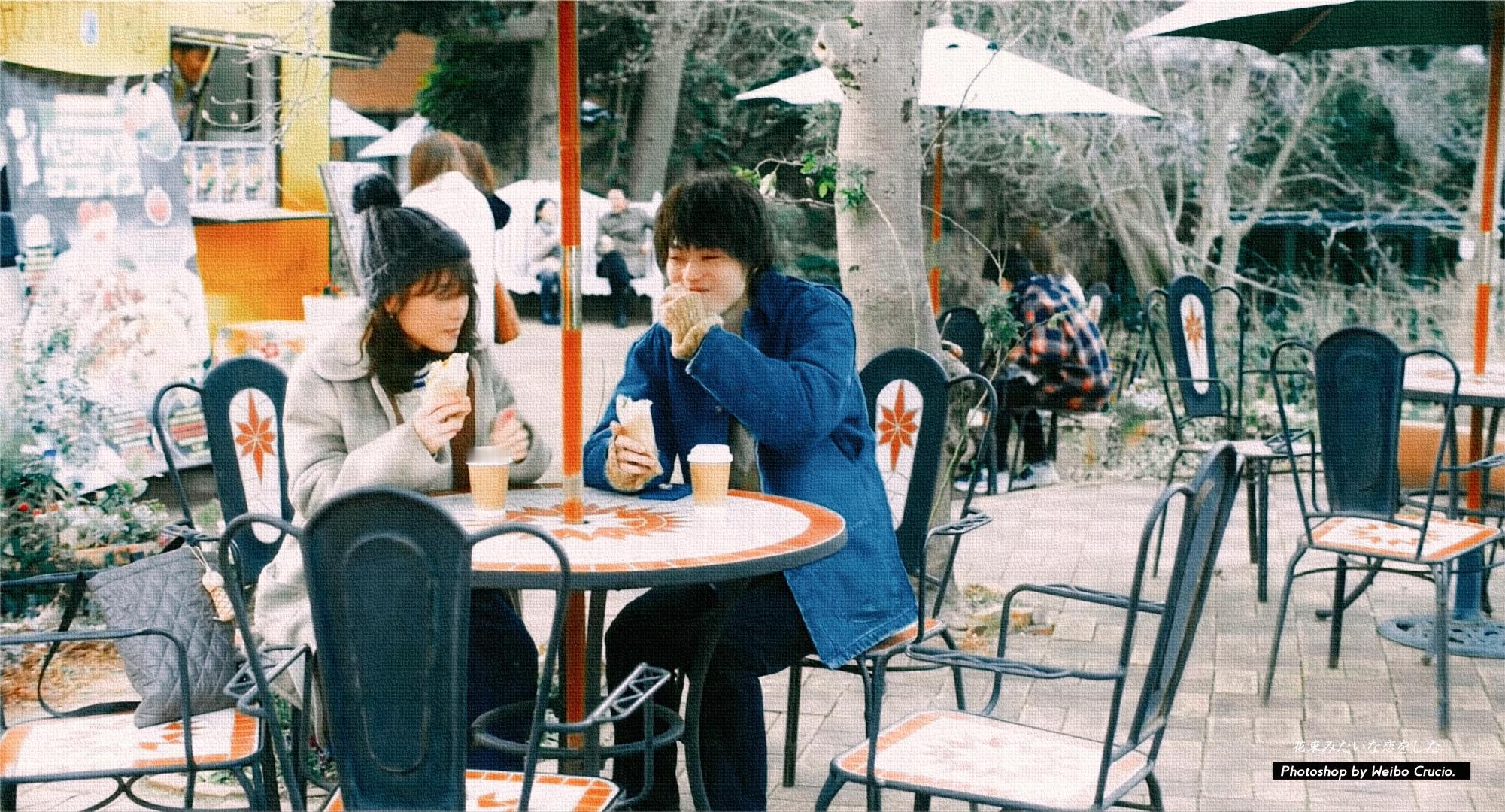 我对舒服关系的理解：首先是不需要任何刻意的迎合和维持，其次是可以毫无保留的把自己