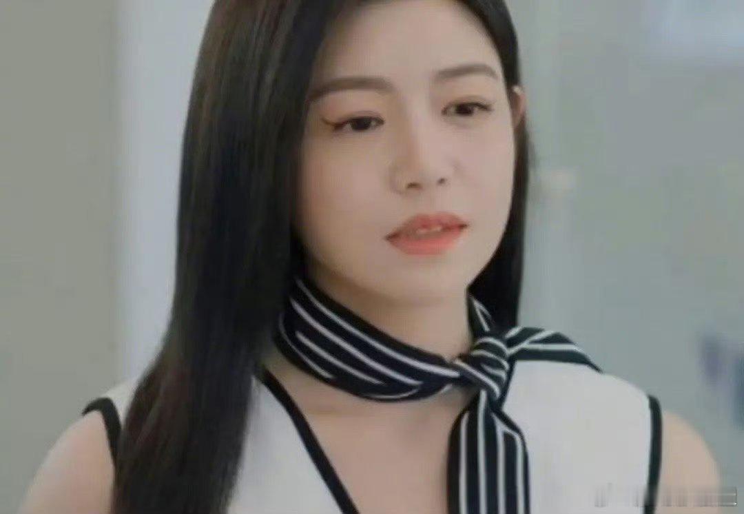 服了谁给陈妍希画的眼线321划是吧狙击蝴蝶热度