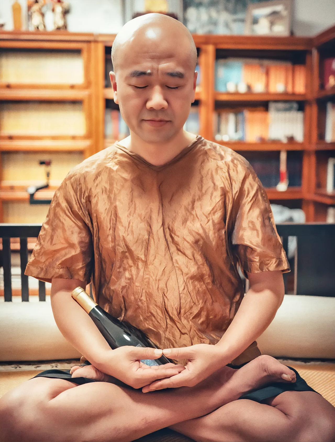 都说不着相，要住在本心源处。好吧，那就跟本心一起修行。禅定中，我看到智利山谷中的