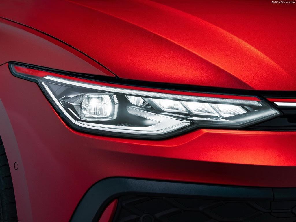 高尔夫GTi 8.5代大家觉得咋样？ 2.0T输出262马力！但轮圈咋看都像阿罗
