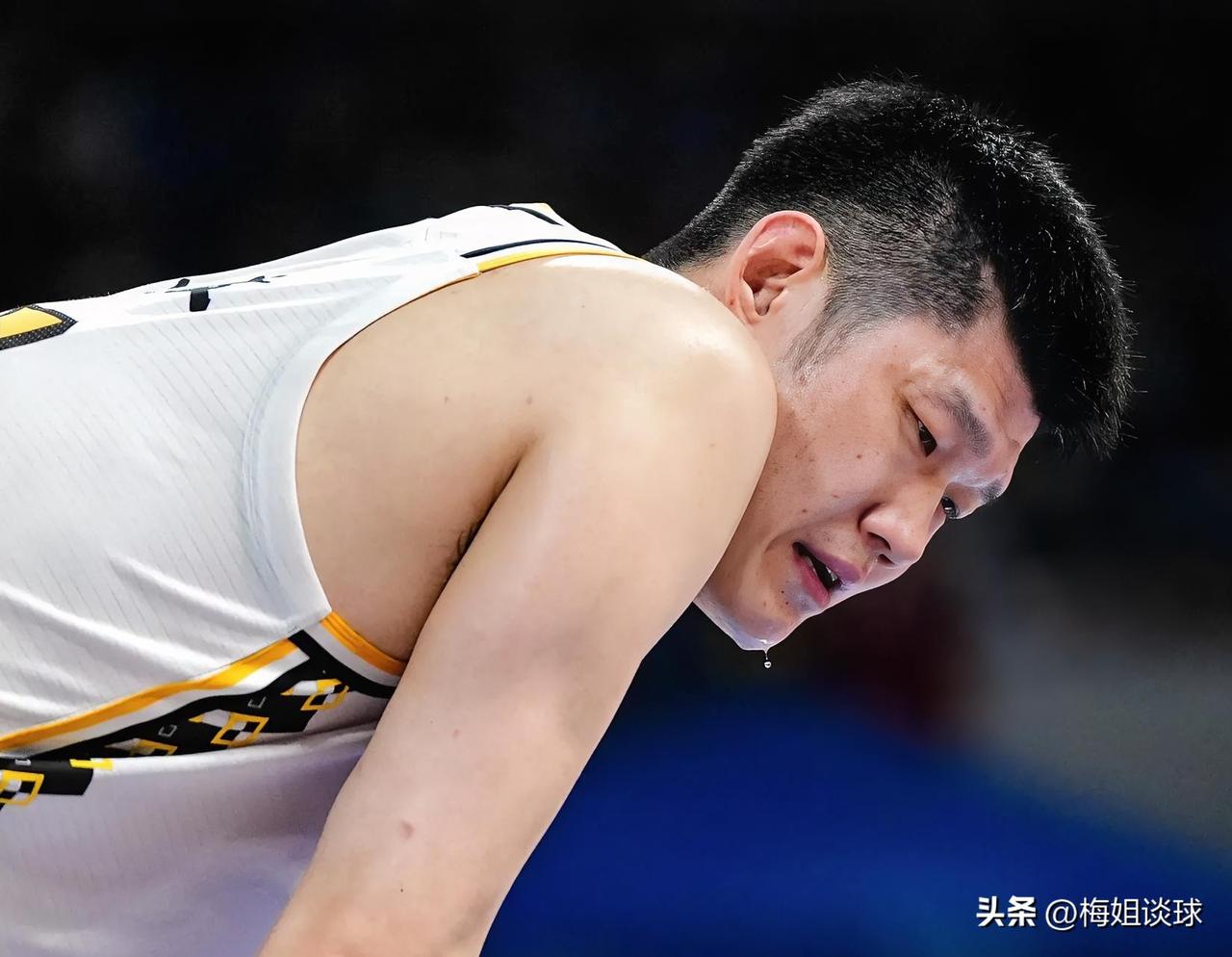 胡金秋29分尽力局！广厦86：89不敌浙江，看看球员数据，谁尽力了？！

01、