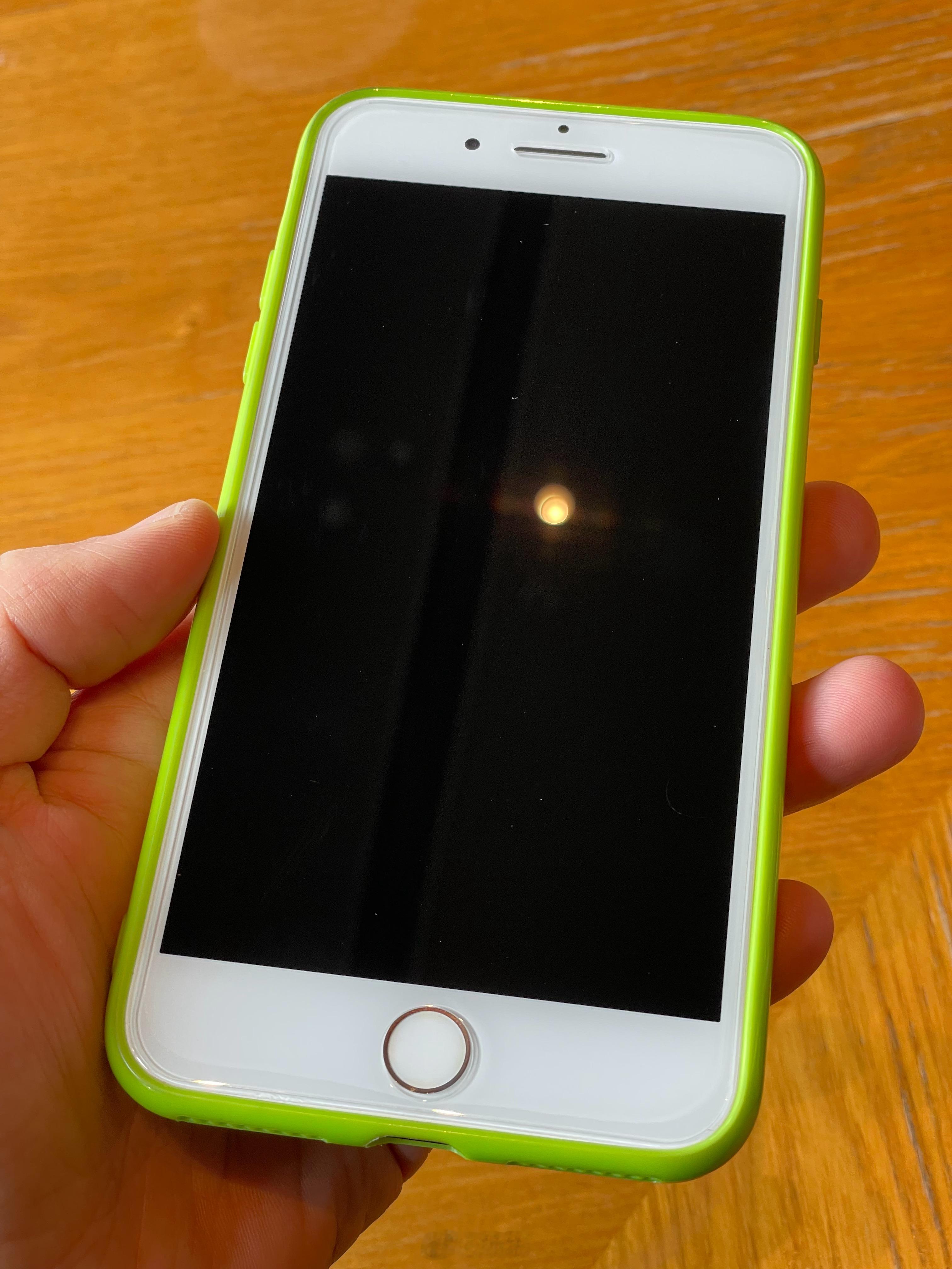 认真问个问题，上回大彬子从香港回来，发现家里的一台iPhone 6s plus没