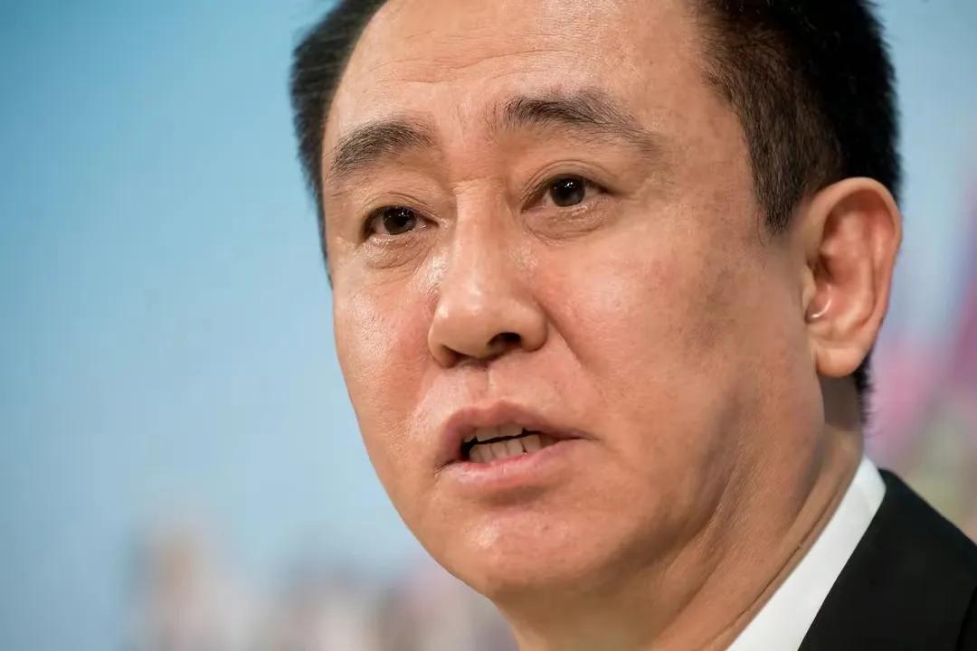 许家印被抓，不只是债务多，而在于这些债是如何形成的，有多少转入私人腰包，又有多少