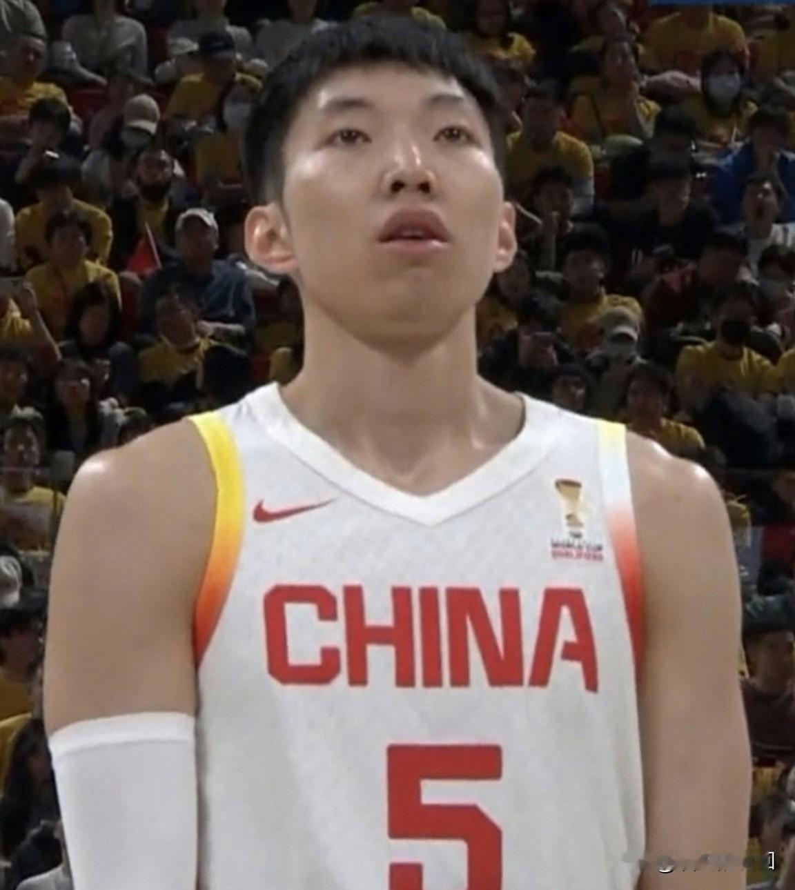 这样的形势是我们自己造成的，
首回合轻敌，
次回合压力过大发挥失常，
世预赛前两