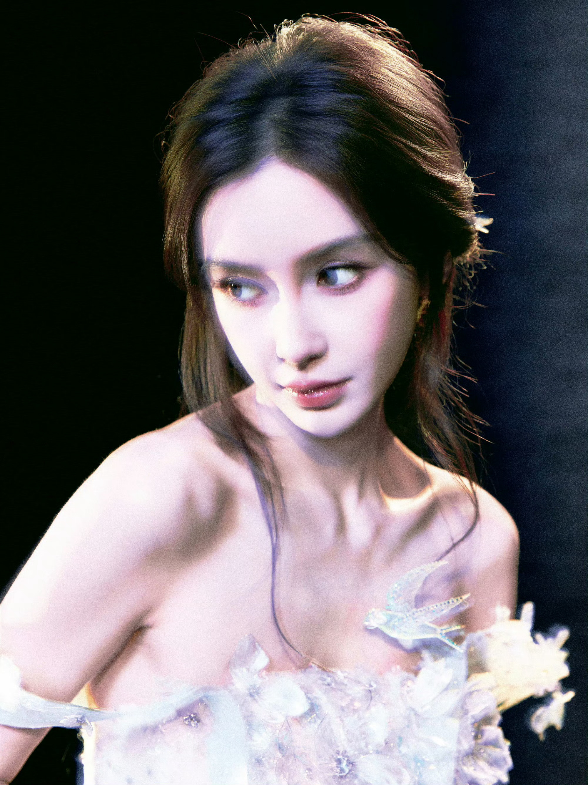 谁给Angelababy拍的Angelababy我并不知道你们在拍什么看不懂ba