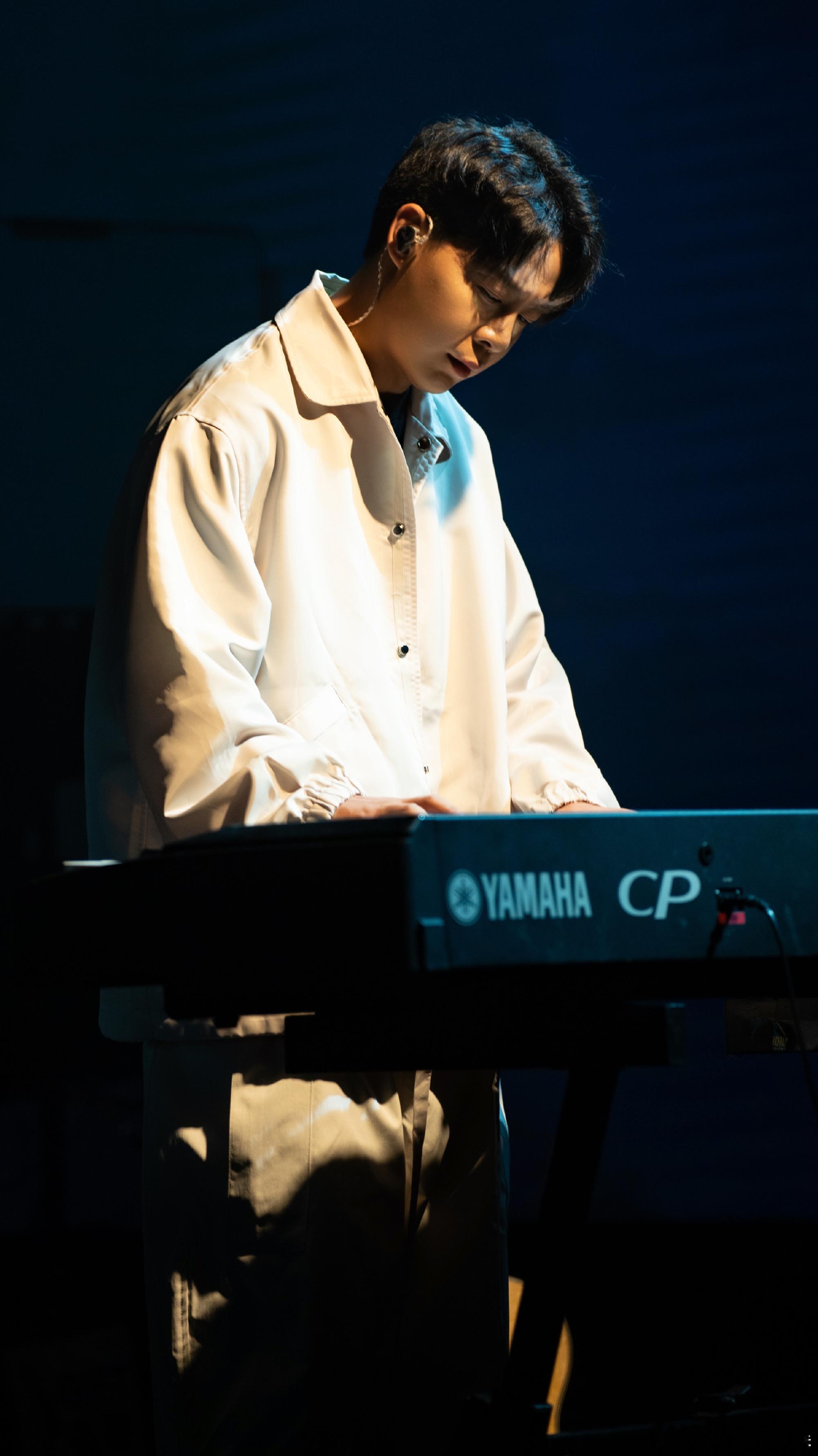 #薛之谦当面蛐蛐Fine乐团#还得是薛之谦，他现在蛐蛐人，都当着人家面了，还吐槽