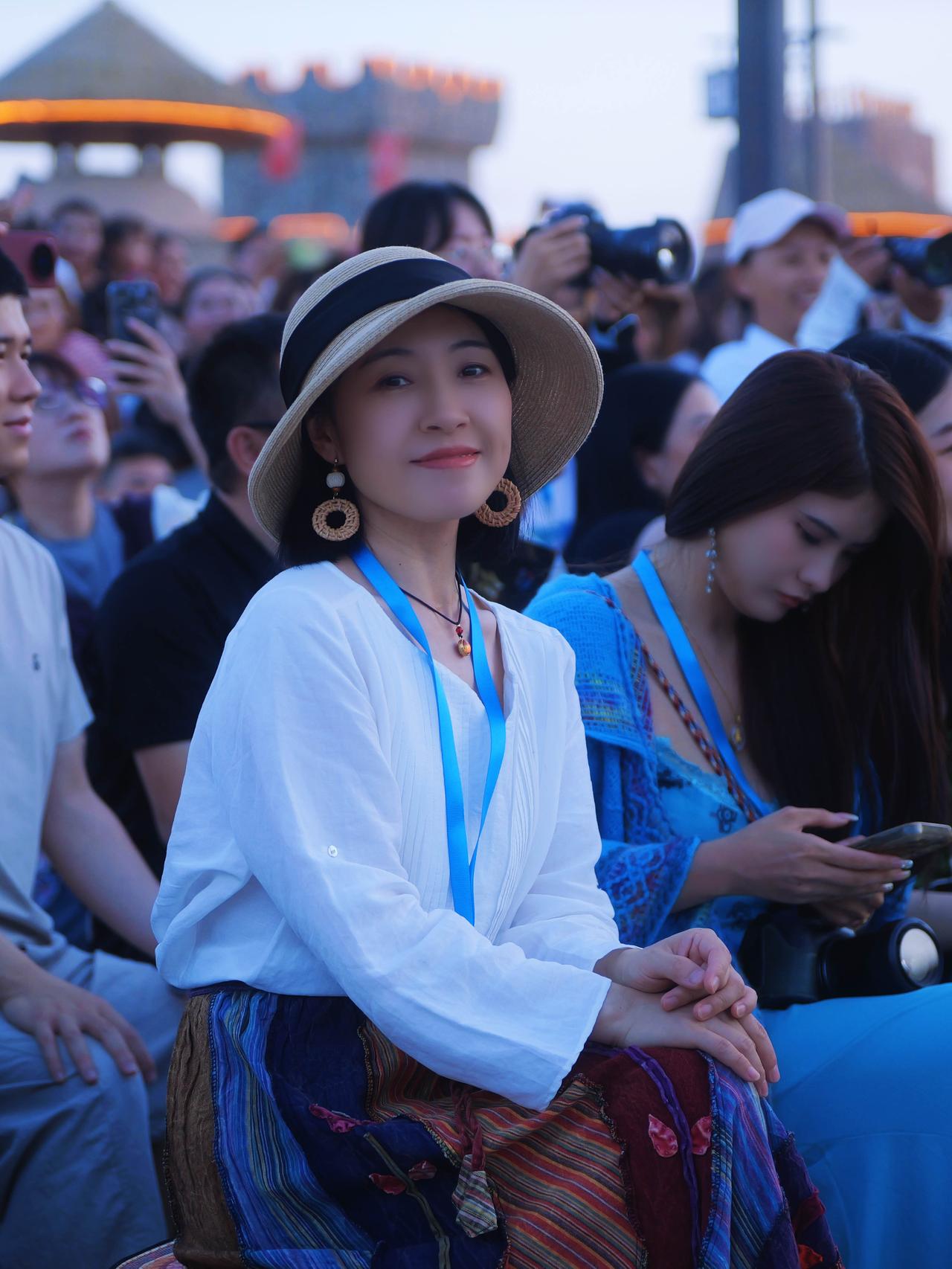 受邀人民日报视界，来到新疆阿克陶！
当桢中古城音乐响起，丝路繁华便与中华盛世同在