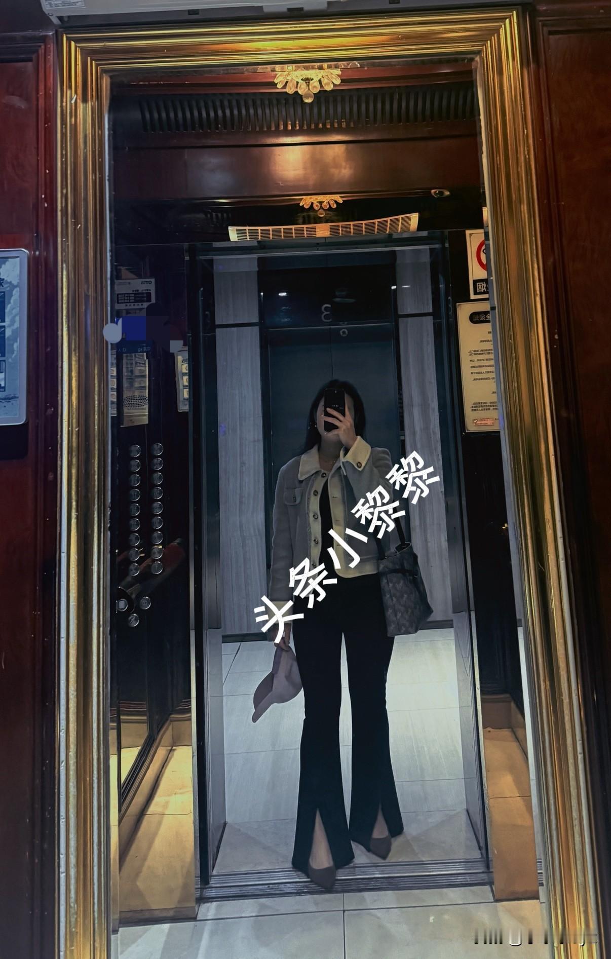八点半下班尽是为了几个注册…
四月倒数第二天，加班到8点半才收拾东西离开公司，我