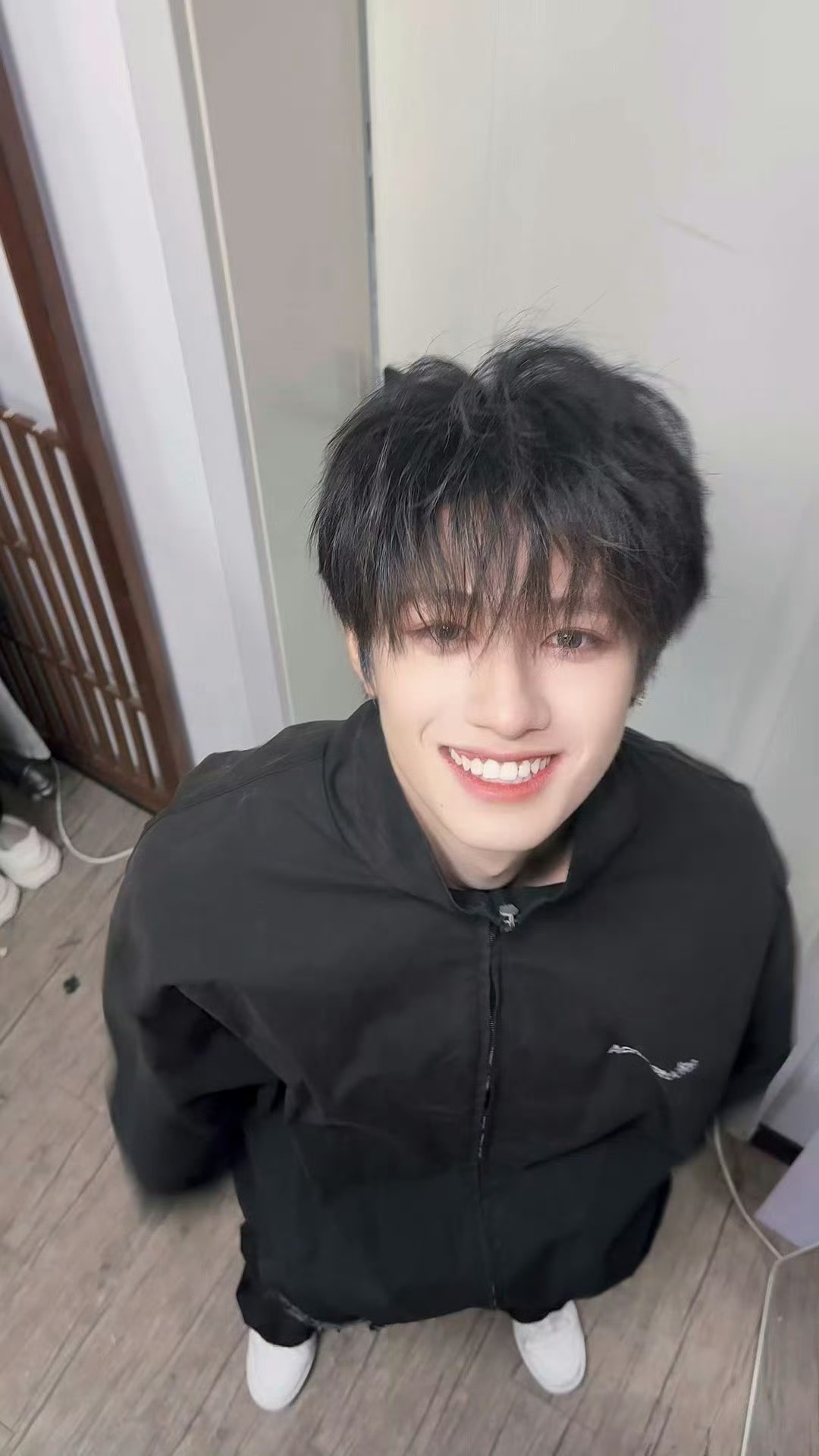 朱志鑫飞吻live 我将逐帧观看