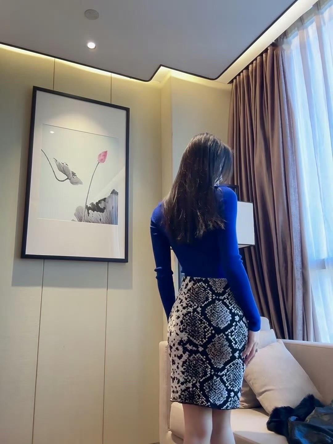 你总以为要烂尾 其实下一页就是幸福    