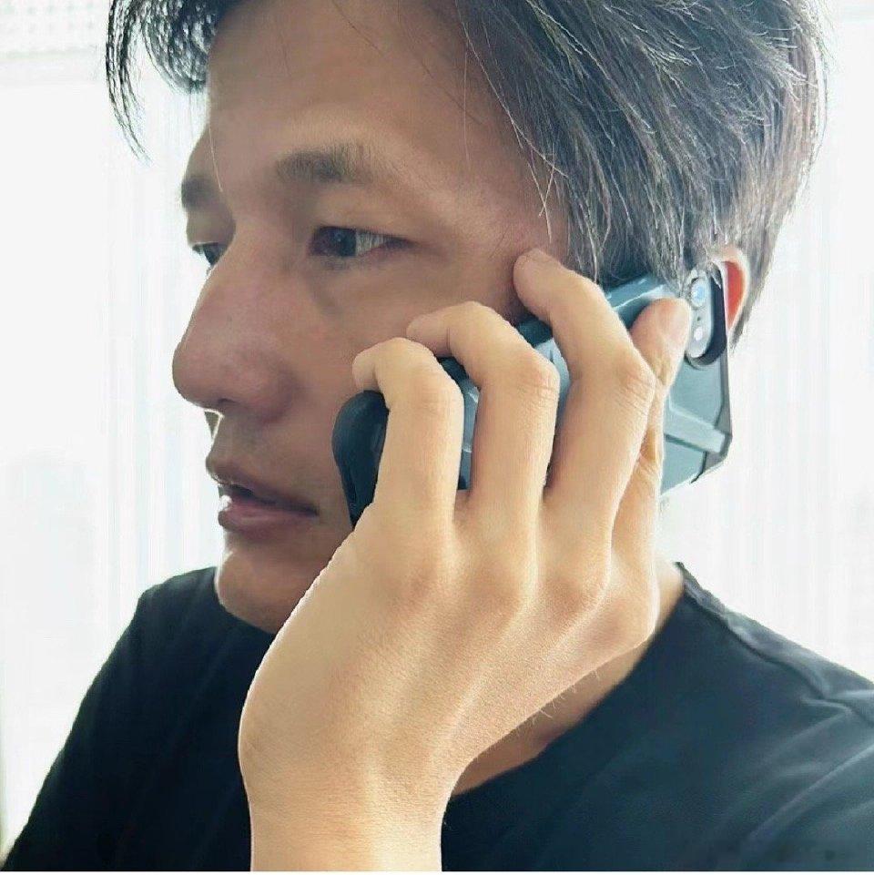 尹子维 内娱自己的汉尼拔接受尹子维像汉尼拔后就回不去了！他眼神有压迫感，演反派不