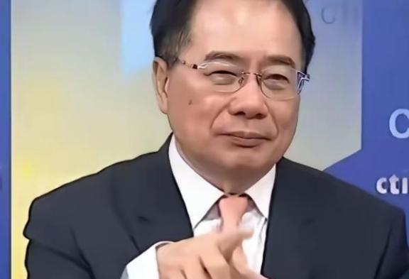 台湾省的蔡正元曾经抛出三个问题，问中央如果在统一后就有这三个问题不好办，两岸统一