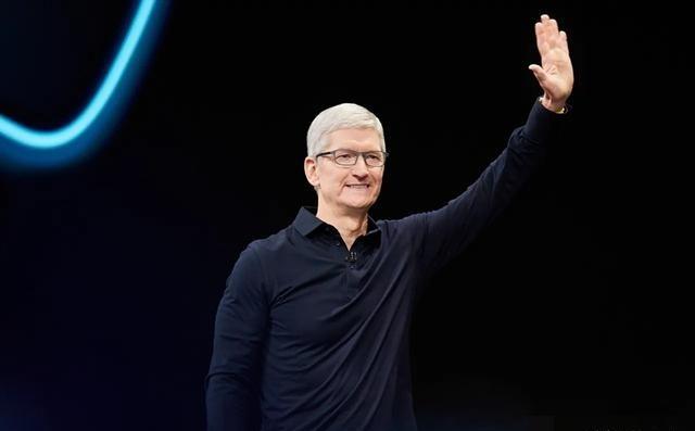 印度“大罚单”砸下
苹果公司变天了，苹果CEO库克4月20日正式官宣：将于 20