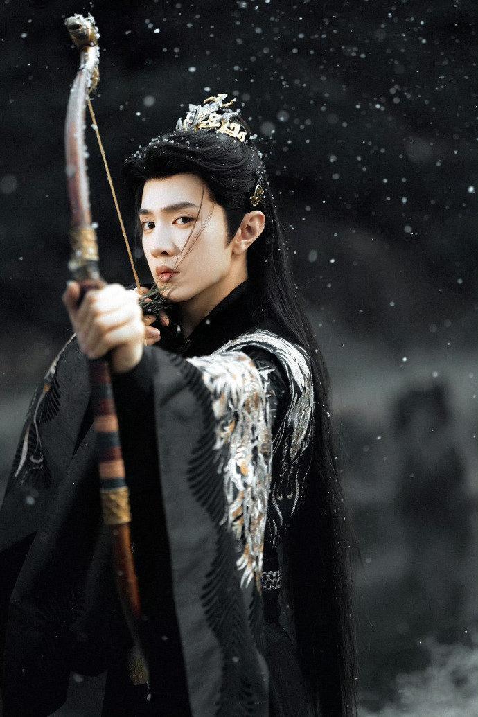 是谁反反复复刷了很多遍一笑随歌了，走不出这个大皇子凤随歌的世界！一笑随歌在剧播期