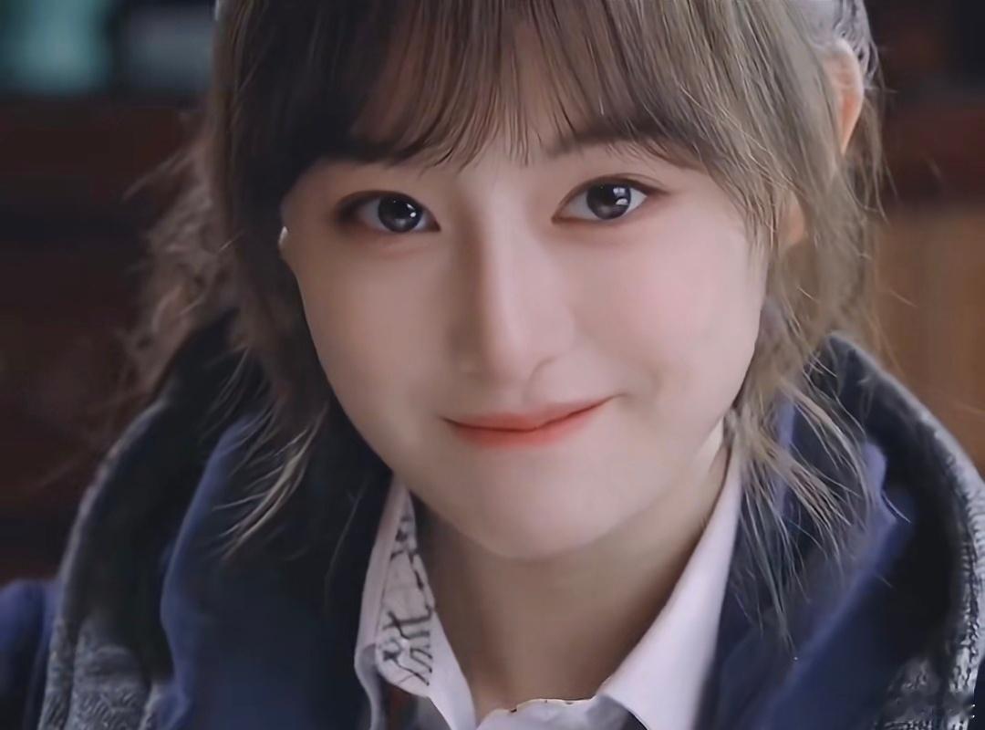 一年换365个金智媛头像 