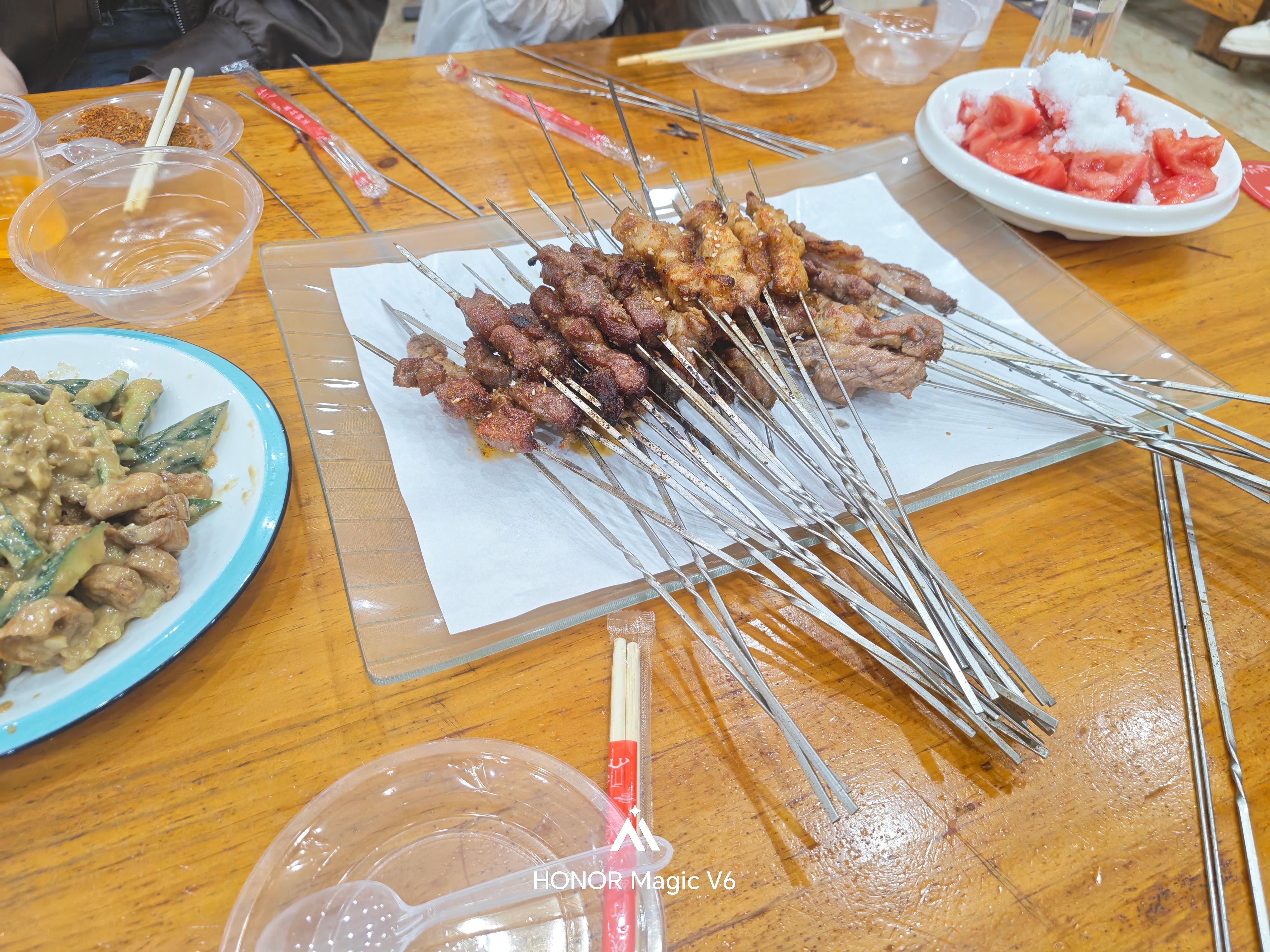 昨天暴走两万多步，分享一下荣耀 MagicV6拍到的照片～