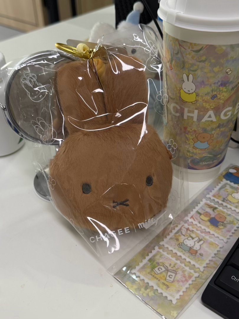 大家都去买这个麻辣兔头好吗好的 ​​​