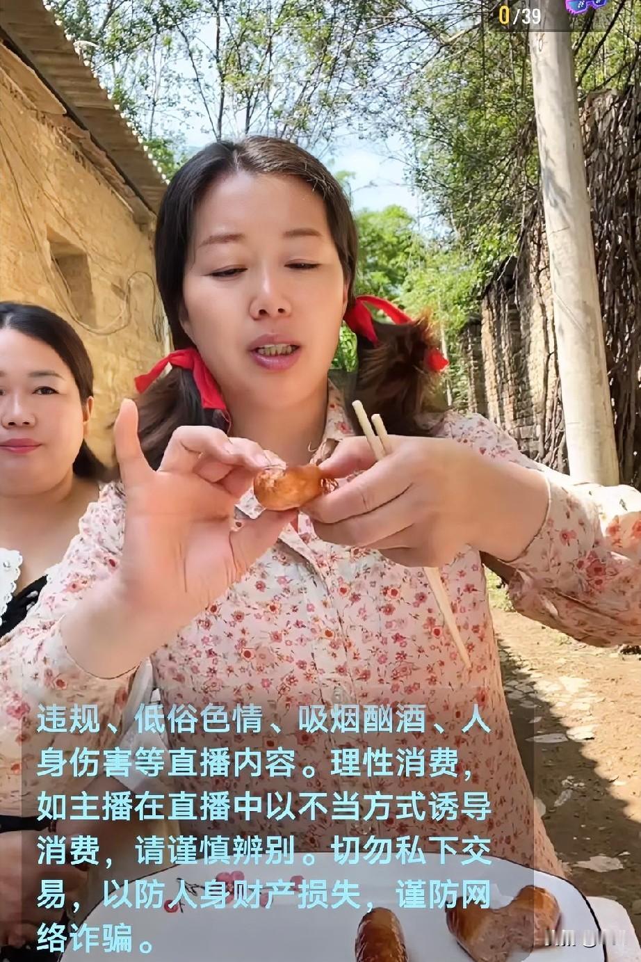 近期，农哥自编自导自演的小短剧，赢得了网友们的一致赞誉与关注。趁着这一绝佳时机，